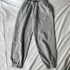 brandy melville rosa sweatpants in gray
